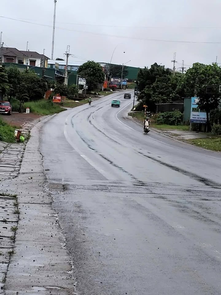 Đất mặt tiền Quốc lộ 14, Huyện Tuy Đức, 225m² - Kinh doanh buôn bán sầm uất!