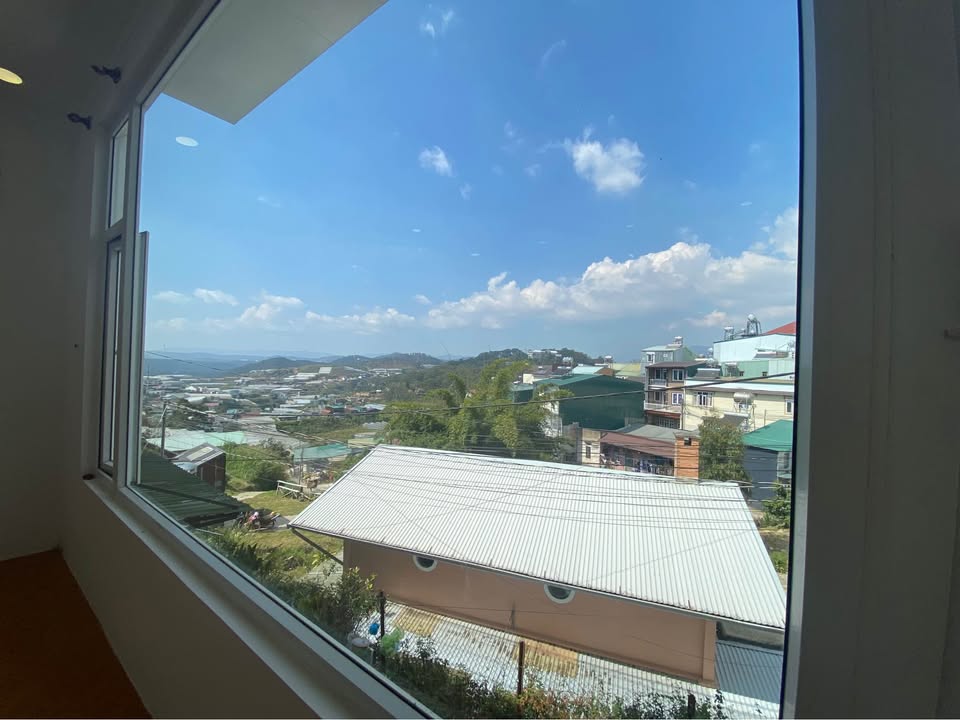 Nhà xây hoàn công tại Đà Lạt 69m² giá 4.9 tỷ - An ninh tốt, gần trung tâm!