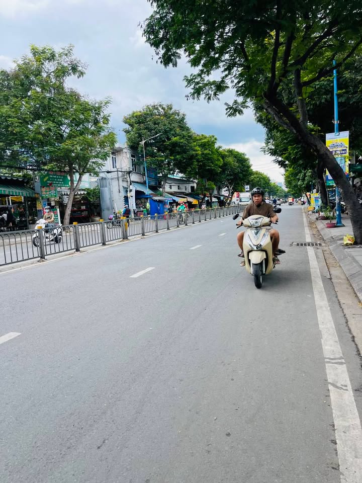 Mặt tiền kinh doanh Kênh Tân Hoá 80m² giá 28 triệu - Đầu tư sinh lời ngay!