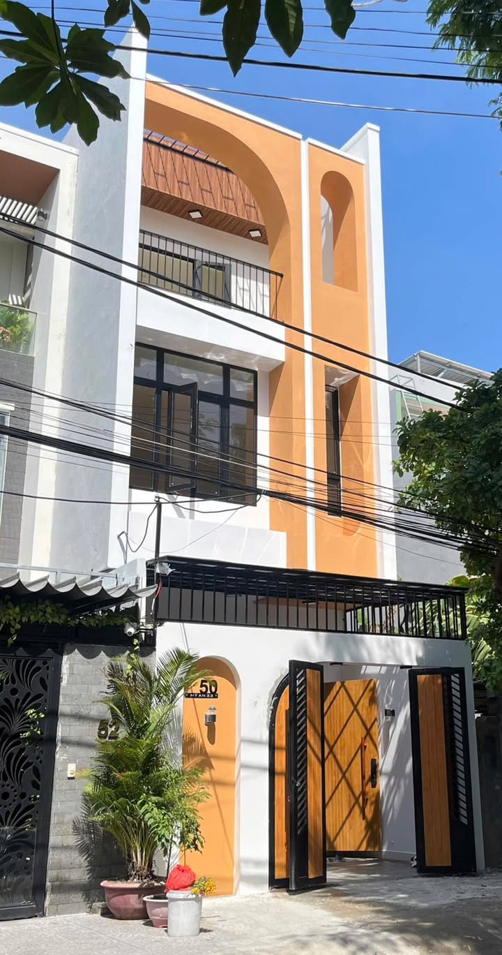 Nhà mặt tiền Mỹ An, Ngũ Hành Sơn, Đà Nẵng 96m² giá 11 tỷ - Nhà 3 lầu, nội thất cao cấp!