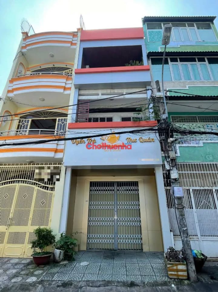 Nhà cho thuê nguyên căn đường Âu Cơ, Quận Tân Bình - 5 phòng ngủ, giá chỉ 23 triệu!