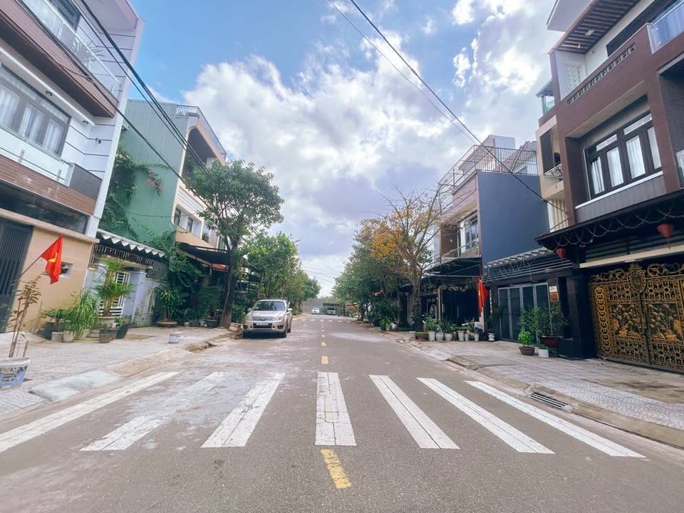 Villa góc 2 mặt tiền tại Thanh Khê 141m² giá 1x tỷ - Không gian sống đẳng cấp!