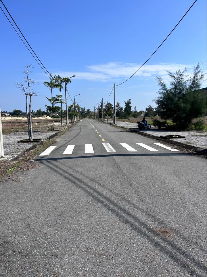 Đất nền Khu đô thị Ngọc Dương mở rộng 126m² giá 4.6 tỷ - Lô góc vị trí đắc địa!