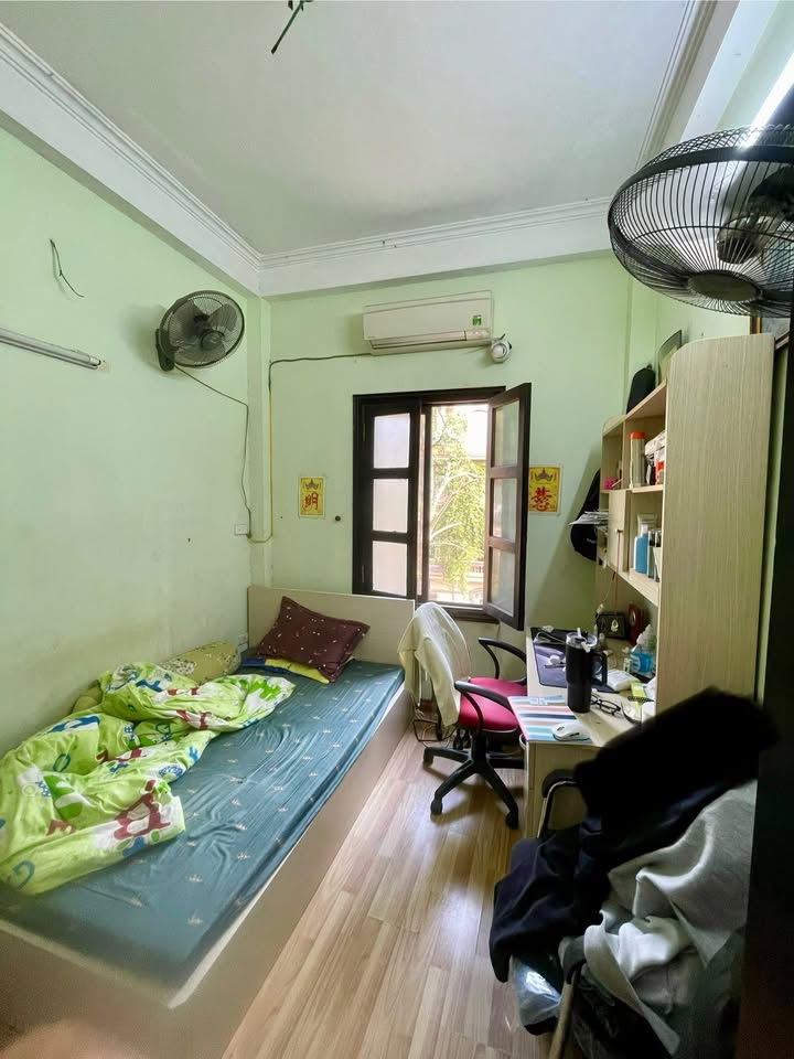 Nhà nguyên căn 6 phòng ngủ tại Ngõ 178 Tây Sơn 35m² - Cho thuê lâu dài giá 15 triệu