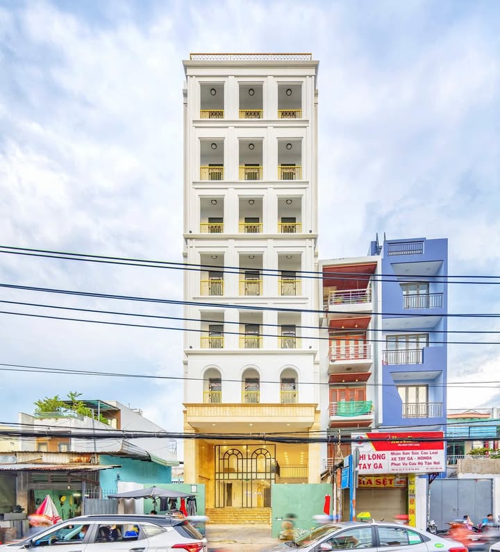 Tòa nhà 990F Âu Cơ, Quận Tân Bình, Diện tích 238m², Giá 90 tỷ - Dòng tiền ổn định!