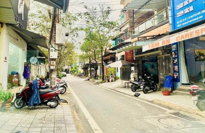 Nhà mặt tiền Nguyễn Đức Tịnh, Xuân Phú 90m² giá 5.x tỷ - Sổ hồng chính chủ