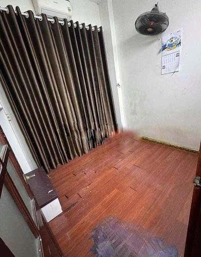 Nhà nguyên căn 4 tầng tại Ngõ Quỳnh, Hai Bà Trưng, 15m² - Vào ở ngay!