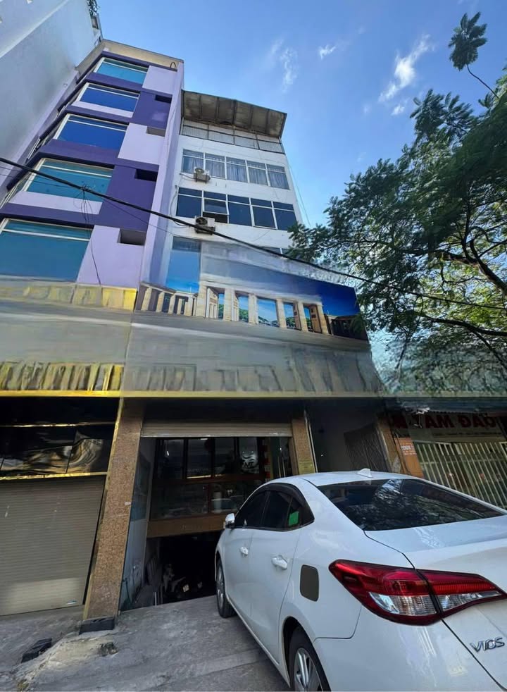 Nhà mặt phố khu đấu giá Yên Xá, Quận Hà Đông 143m² - Cho thuê ngay!