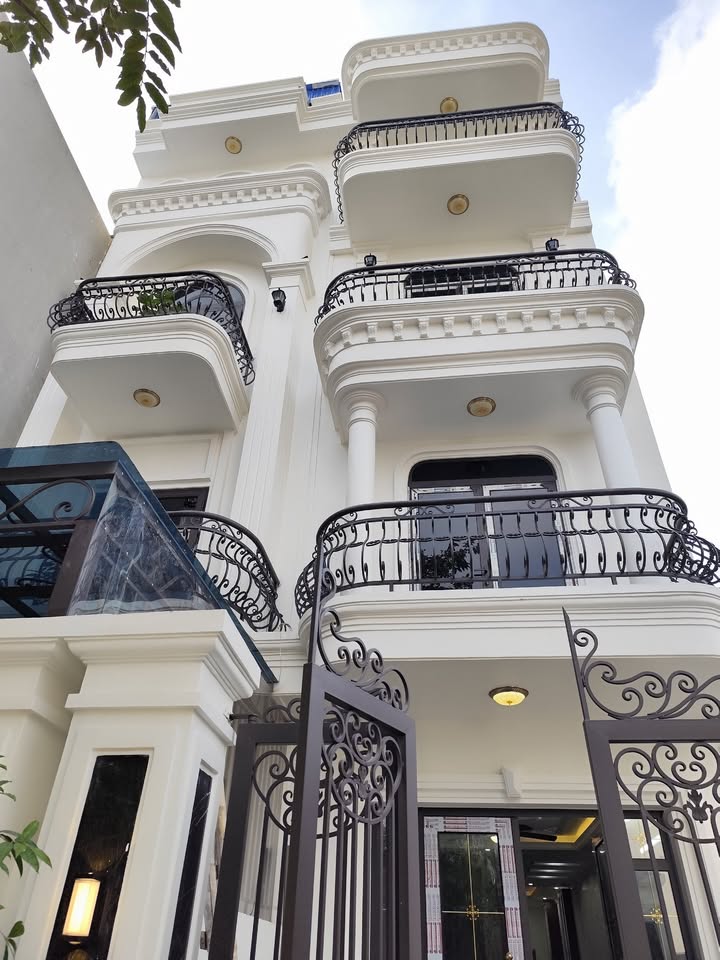 Nhà 4 tầng mặt đường KĐT Thống Nhất 76m² giá 5,99 tỷ - Kinh doanh đỉnh, ở lâu dài!