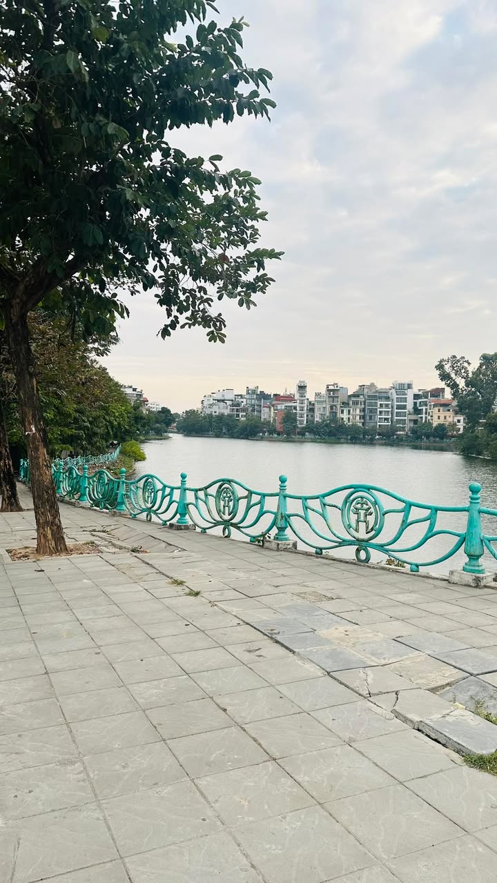 Đất nền Hồ Tây 50m² giá 2.4 tỷ - Mặt tiền 7m, vị trí đắc địa!