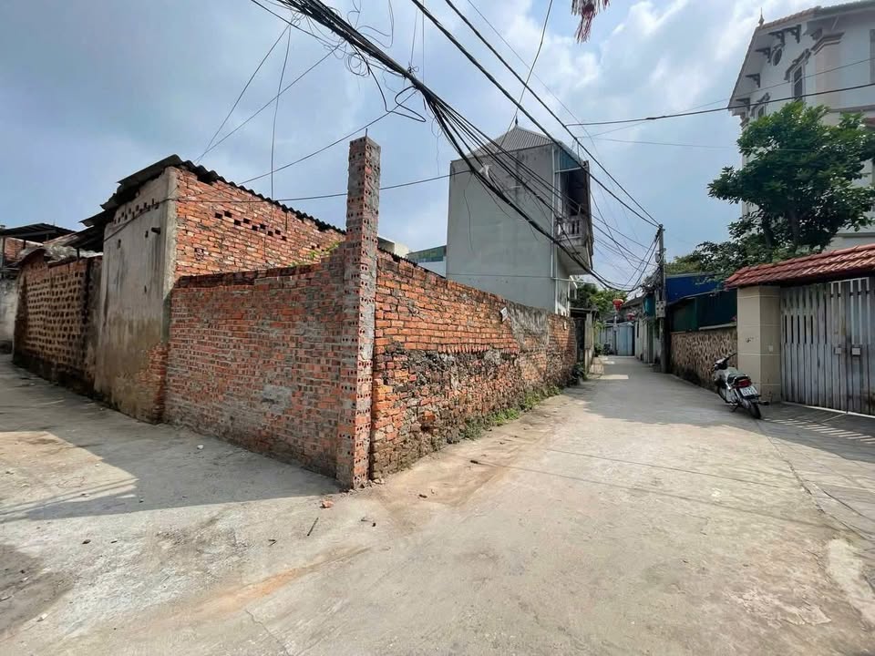 Đất nền lô góc 45m² xã Tiên Phương giá 3 tỷ - Sổ đỏ đẹp, ô tô vào tận nơi!