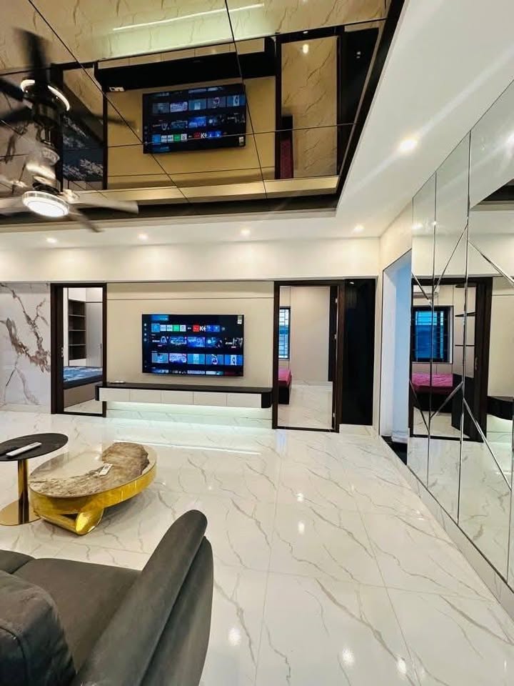 Căn hộ Tập thể Giải Phóng 100m² giá 4 tỷ - Nhà đẹp như chung cư!