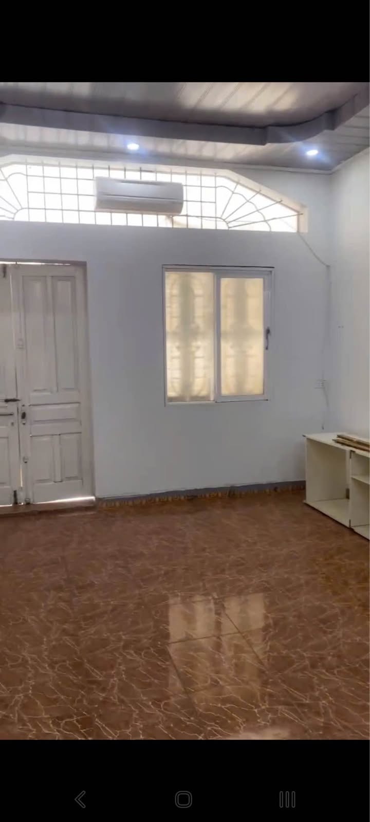 Nhà cho thuê 2.5 tầng tại Nguyễn Công Trứ, Hải Phòng - Ô tô đỗ cửa, giá chỉ 4 triệu!