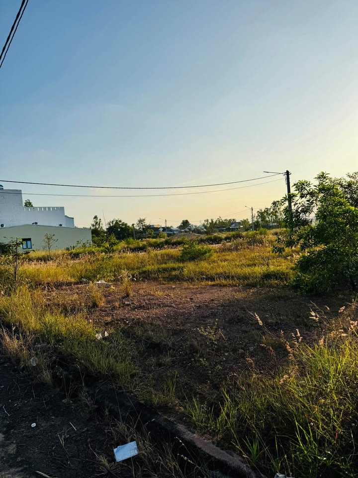 Đất nền 135m² khu dân cư Nhơn Thành, giá 9xx triệu - Đối diện công viên xanh mát!
