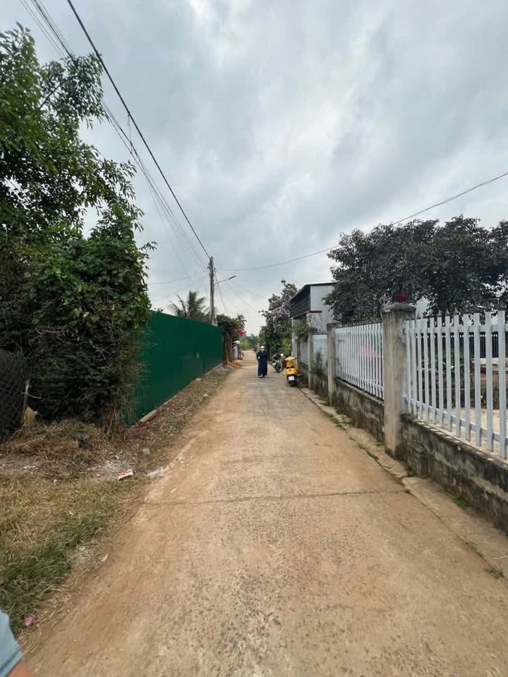 Đất nền xã Hòa Tiến, huyện Krông Pắc 609m² - Vị trí đắc địa, giá chỉ 3.8 tỷ!