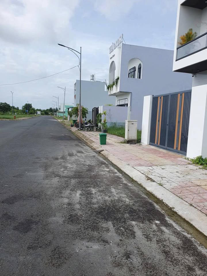 Đất nền siêu VIP KDT Happy Home Cà Mau 200m² giá 2 tỷ - Đầu tư sinh lời ngay!