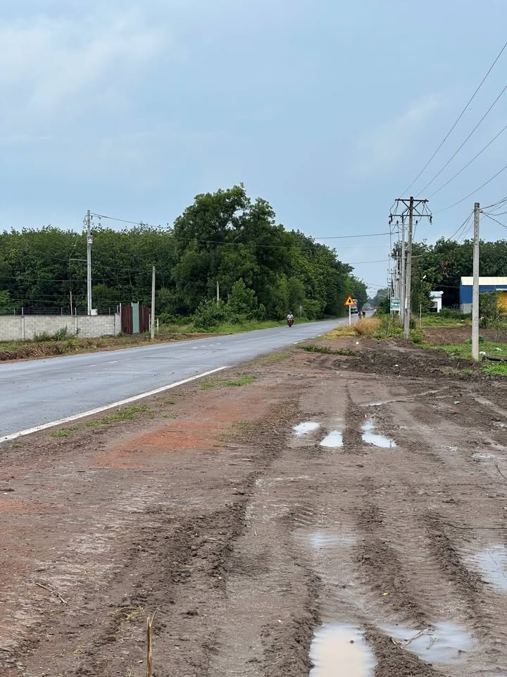 Đất thổ cư mặt tiền Tỉnh lộ DT756, 400m² giá chỉ 400 triệu - Cơ hội đầu tư không thể bỏ lỡ!