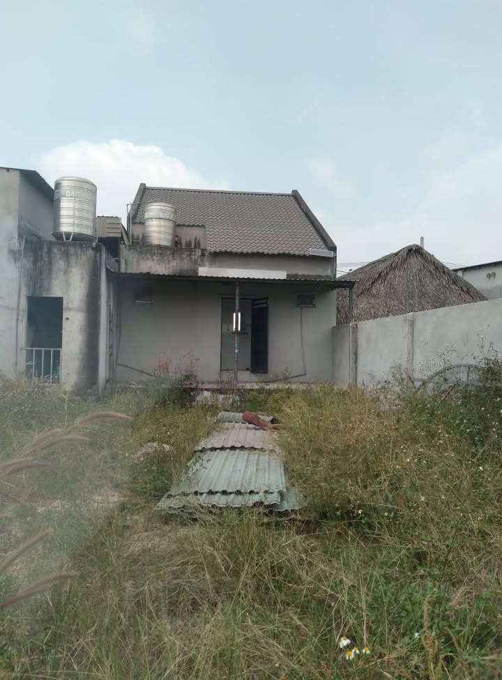 Nhà mặt tiền Lê Quang Định, Tân Uyên 320m² giá 6.5 tỷ - Cơ hội đầu tư sinh lời!