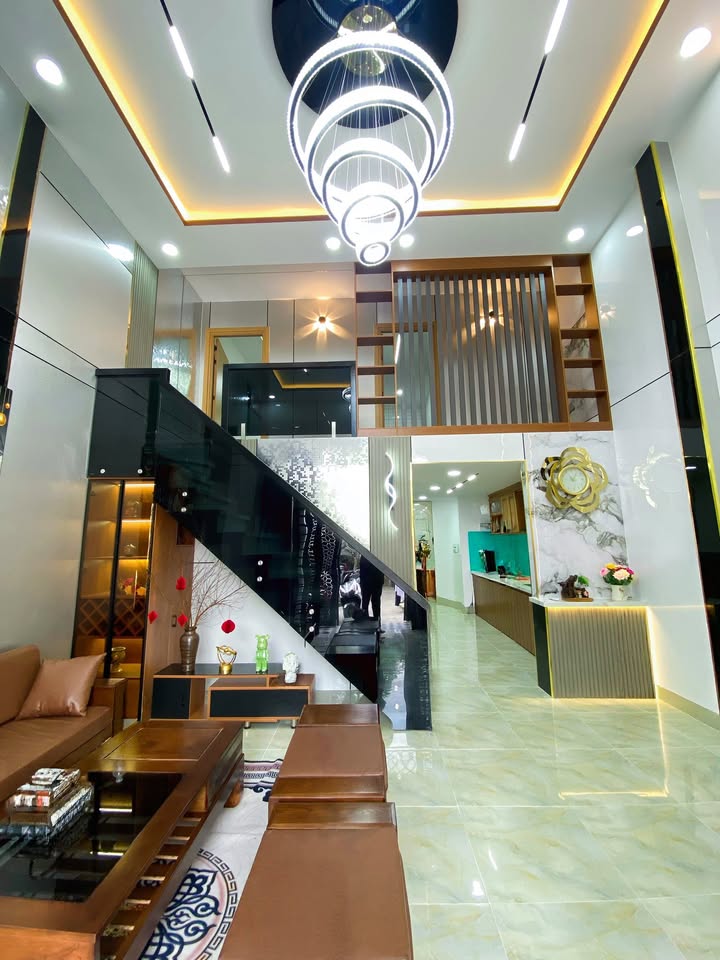 Nhà 4PN Phường Tam Bình, Thủ Đức 62m² giá 5 tỷ - Sẵn sàng vào ở ngay!