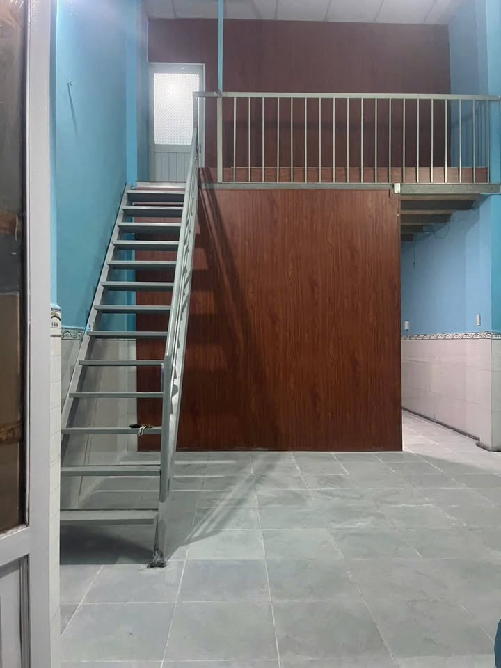 Nhà cho thuê Vĩnh Lộc B 40m² giá 4 triệu - Đúc lửng, 1 phòng kín