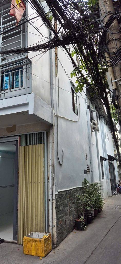 Nhà bán hẻm xe hơi Trần Văn Quang, Quận Tân Bình 20m² giá 2.99 tỷ - Sổ hồng riêng chính chủ!