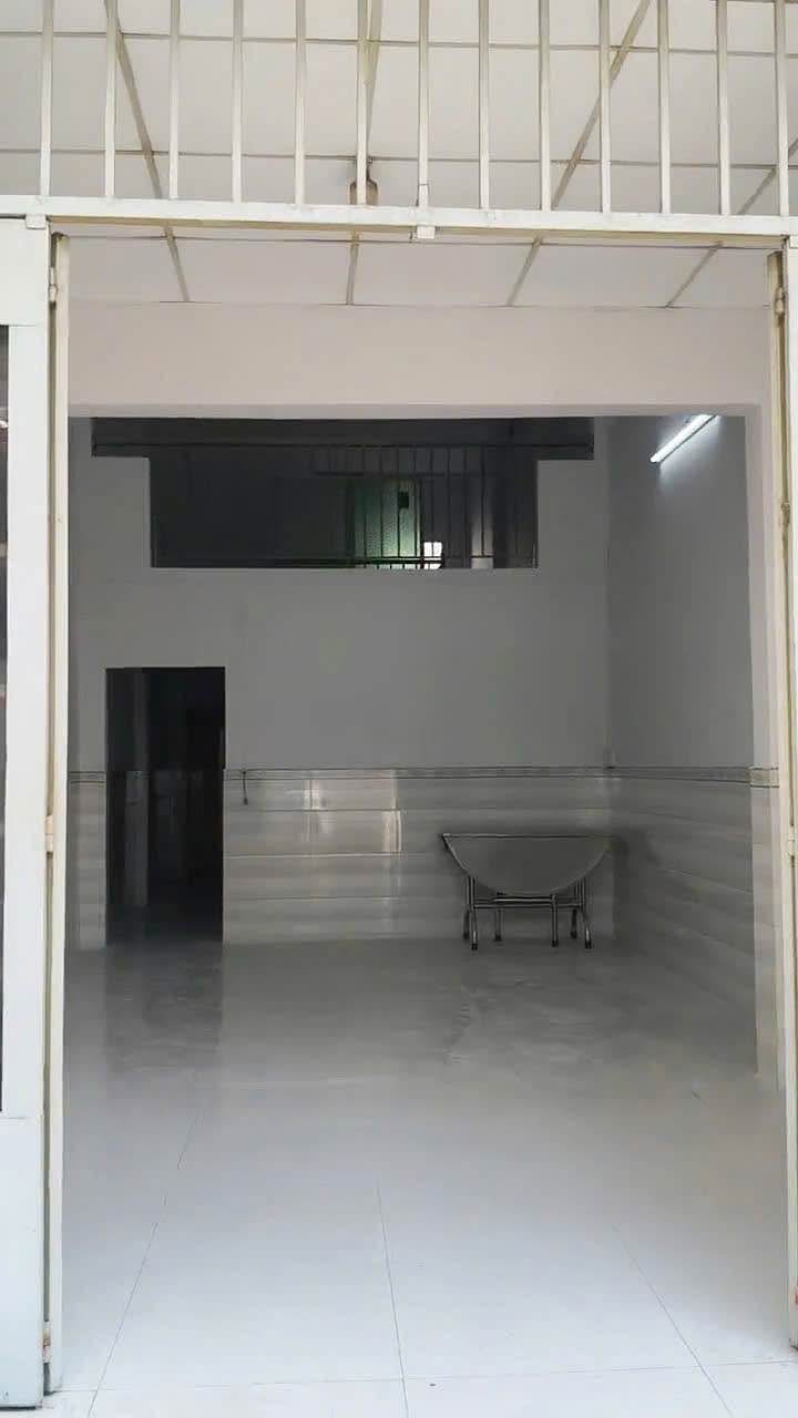 Nhà cho thuê 84m² Tân Trụ, Tân Bình - Nhà mới sạch sẽ, giá chỉ 10 triệu/tháng!