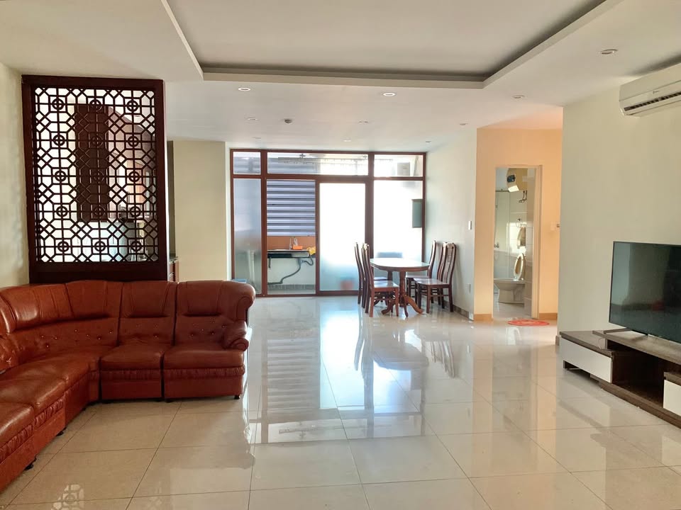 Căn hộ cho thuê tại đường 25/4, Hạ Long 4PN - Full đồ chỉ 10 triệu/tháng!