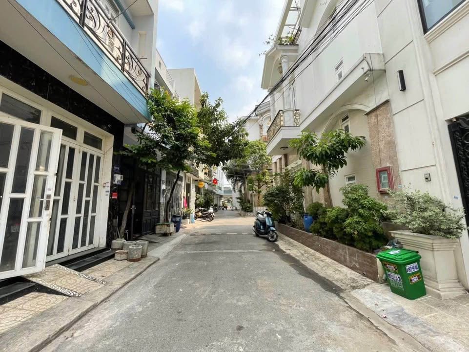 Nhà cấp 4 khu Aseke, Bình Tân 61m² giá 5.4 tỷ - Vị trí đắc địa, an ninh cao!