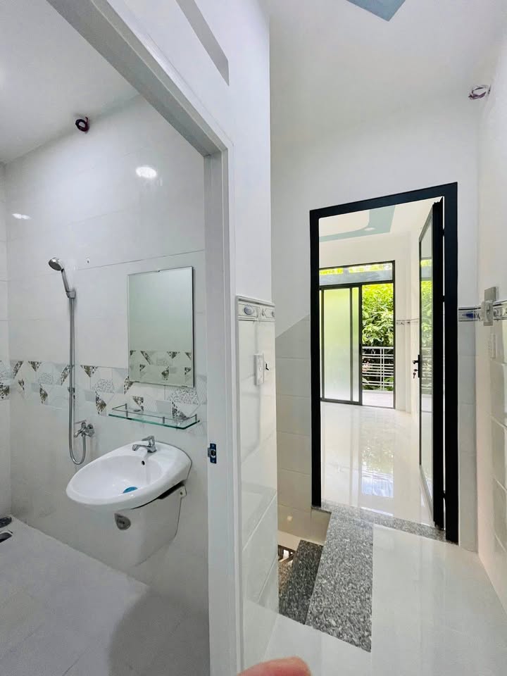 Nhà nhỏ xinh Nguyễn Văn Trỗi 40m² giá 5.35 tỷ - Sẵn sàng vào ở!