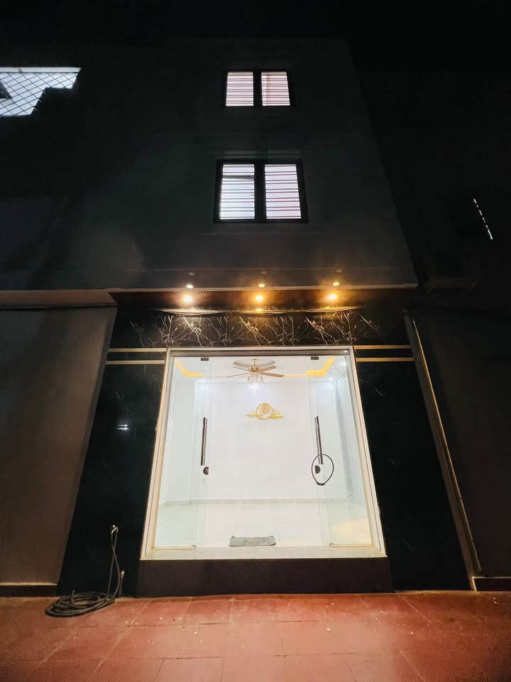 Nhà 3 tầng Cát Linh Hải An 40.5m² giá 1.88 tỷ - Vị trí đắc địa gần chợ Hải Sản!