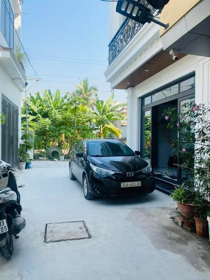 Bán nhà 3 tầng đường Hùng Vương 63m² giá 3.15 tỷ - Thiết kế hiện đại, tiện nghi!