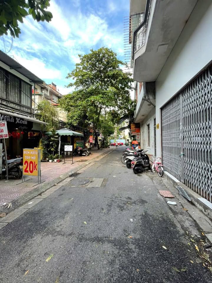 Cho thuê mặt bằng kinh doanh phố Tạ Quang Bửu, quận Hai Bà Trưng 70m² - Vị trí đắc địa, giá tốt!