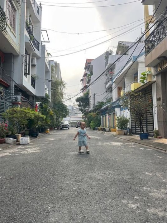 Nhà 2 Tầng Hẻm Nhựa 8m Tân Sơn Nhì 56m² giá 7,99 tỷ - Sẵn sàng dọn vào ở!