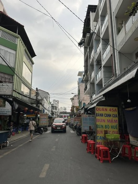 Nhà 2 Tầng HXH Thông Nguyễn Sơn 68m² chỉ 7,25 tỷ - Đầu tư sinh lời!