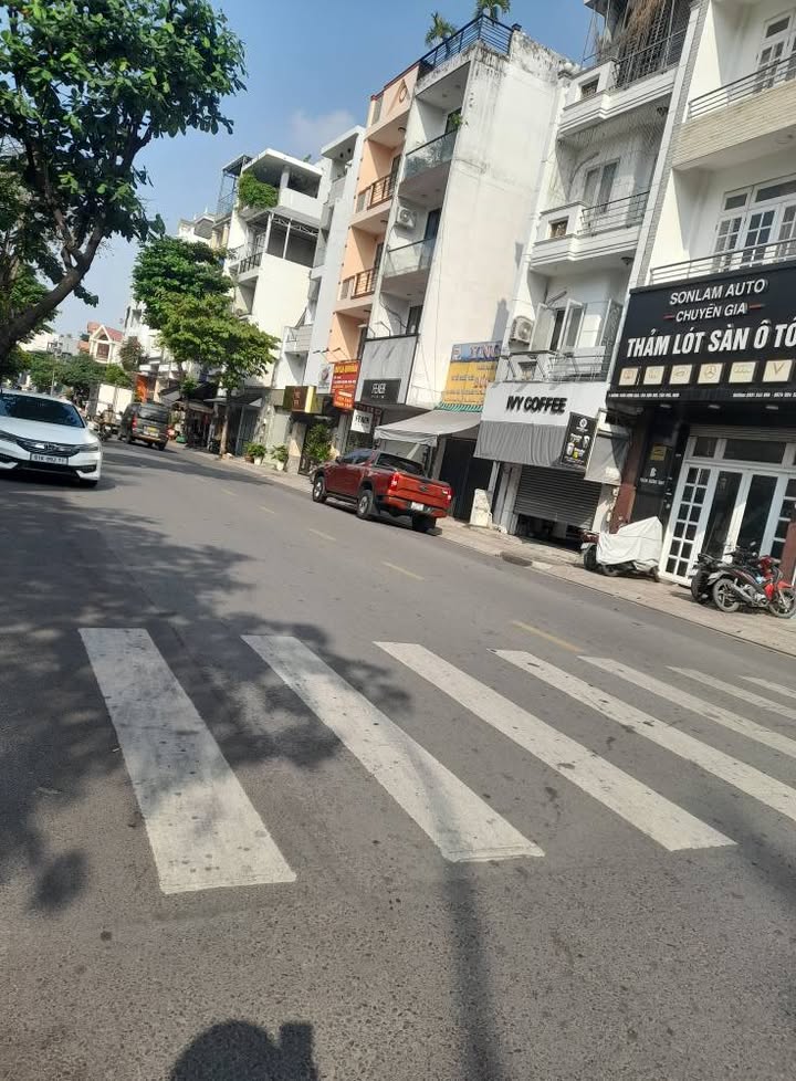 FrontHouse Lũy Bán Bích 55m² giá 10.3 tỷ - Đầu tư kinh doanh đa ngành nghề!