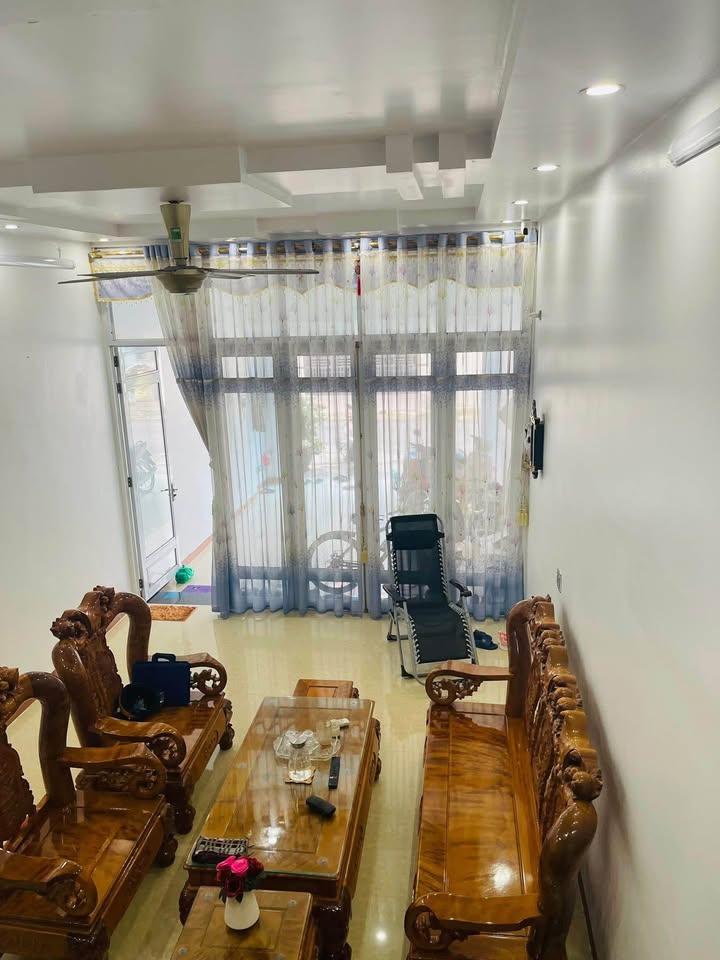 Nhà 3 tầng kiên cố tại Phường Minh Khai, 85m² giá 4.2 tỷ - Thanh khoản nhanh!