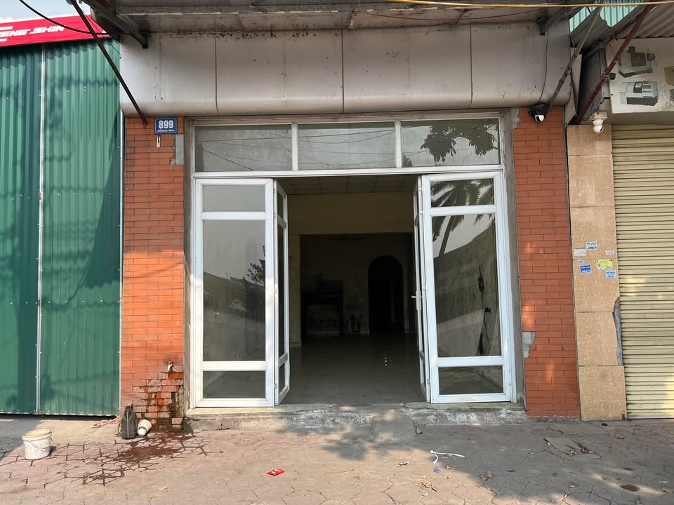 Bán gấp FrontHouse 82,3m² mặt đường Quốc Lộ 5 - Giá chỉ 5,6 tỷ có thương lượng!