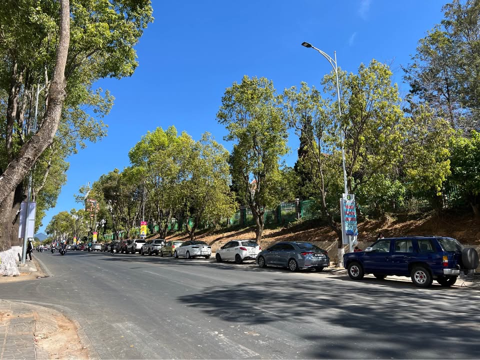 Đất mặt tiền Lý Nam Đế Đà Lạt 92m² giá 9.5 tỷ - Gần trường Đại học Đà Lạt!