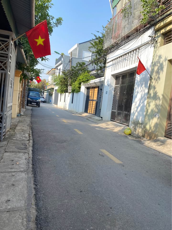 Nhà 2 tầng mặt đường Đoàn Nhữ Hài, Vinh 120m² giá 6 tỷ - Cơ hội vàng cho nhà đầu tư!