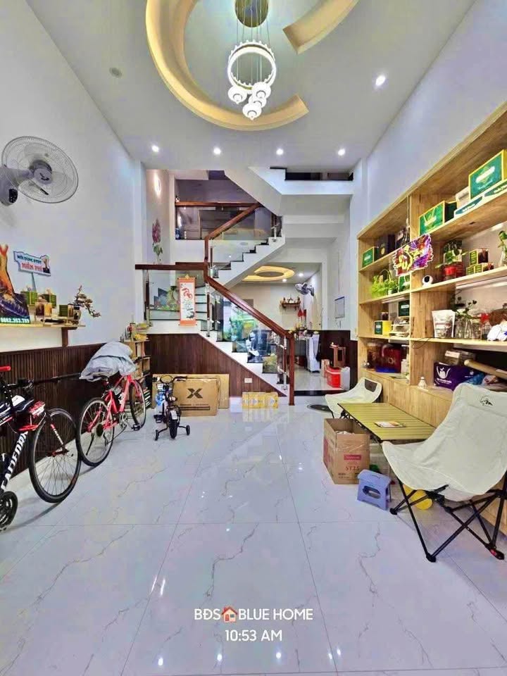 Nhà bán 3 tầng mặt đường Cầu 2 Hà Thanh - 40m² giá 3 tỷ - Thiết kế hiện đại, sẵn sàng ở ngay!