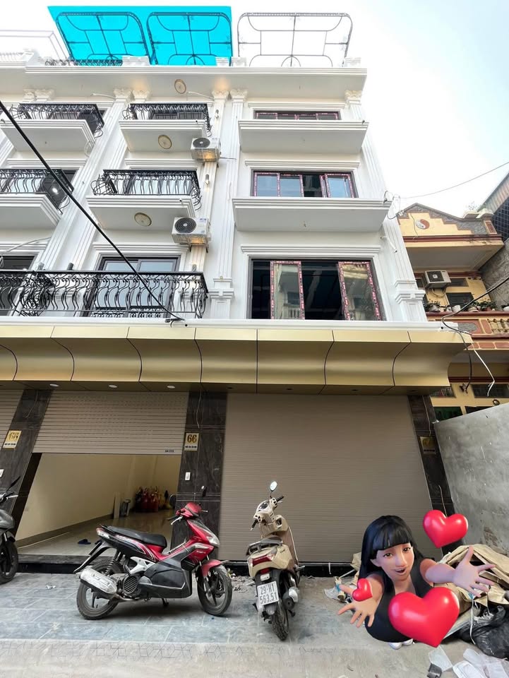 Nhà Tân Mai 90m² giá 25.8 tỷ - Ô tô tránh, thang máy hiện đại!