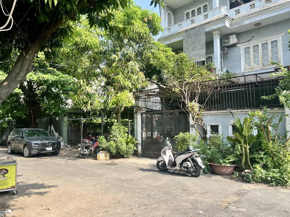 Townhouse tại Phạm Văn Đồng, Thủ Đức 120m² giá 16.5 tỷ - Ô tô vào tận nhà!