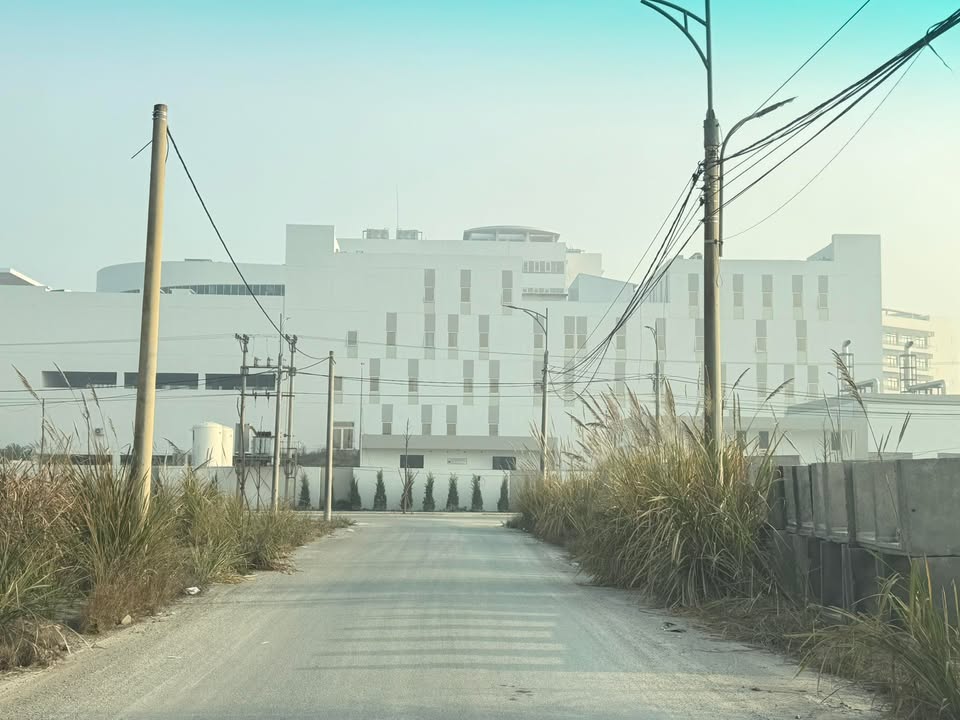 Đất nền cán bộ bác sĩ tại Phường Lam Hạ, 128m² - Giá chỉ 7.296 tỷ VND!