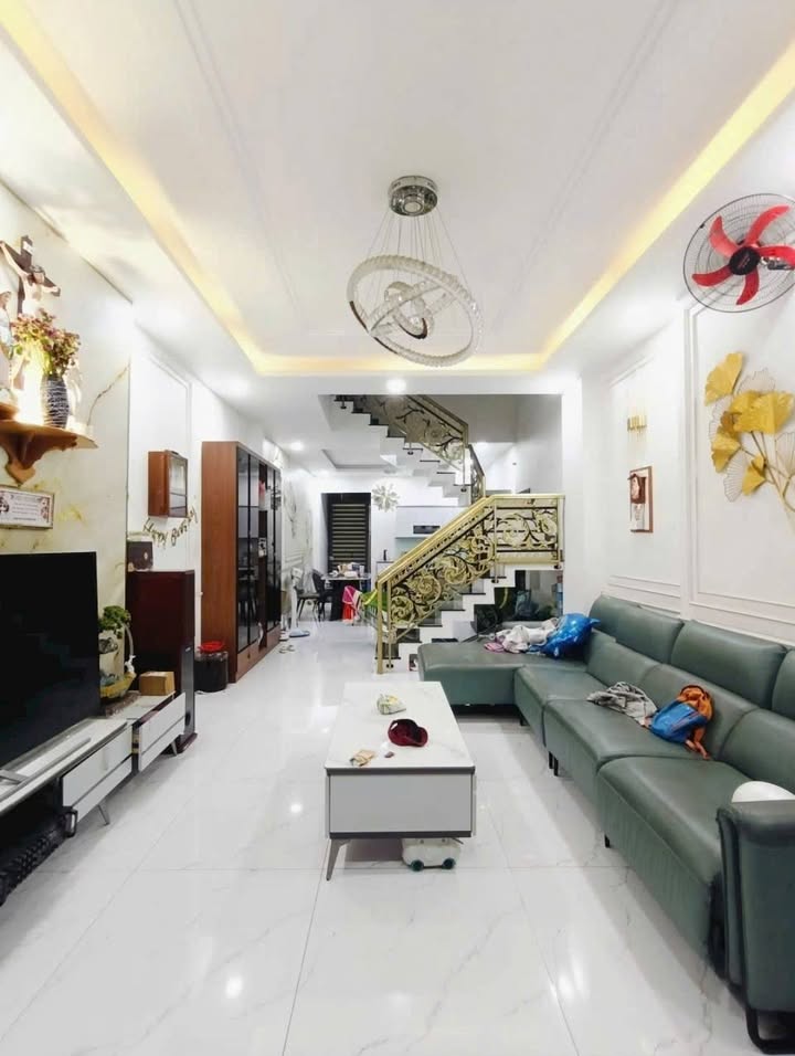 Nhà mặt tiền Gò Dầu, Tân Quý 69m² giá 8 tỷ - Tiện ích xung quanh đầy đủ!