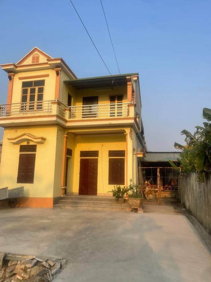Nhà 2 tầng Yên Hòa, Yên Mô 228m² giá 2 tỷ - Sẵn sàng vào ở ngay!