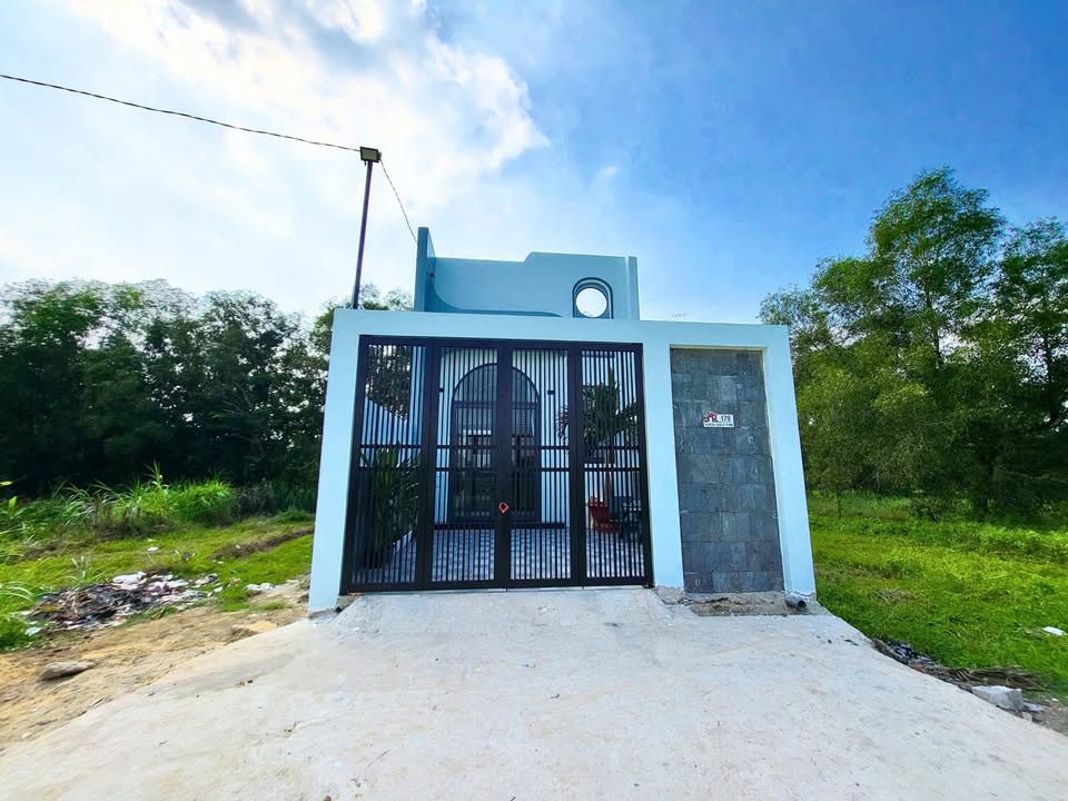 Nhà cấp 4 đường Rừng Dầu, 140m² giá 2.1 tỷ - Sổ hồng riêng, hỗ trợ ngân hàng!