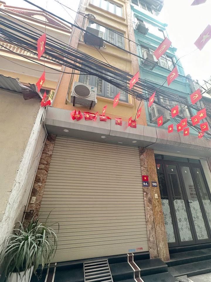 Nhà Bạch Mai 23m² giá 4.7 tỷ - Sổ đỏ chính chủ, thương lượng ngay!