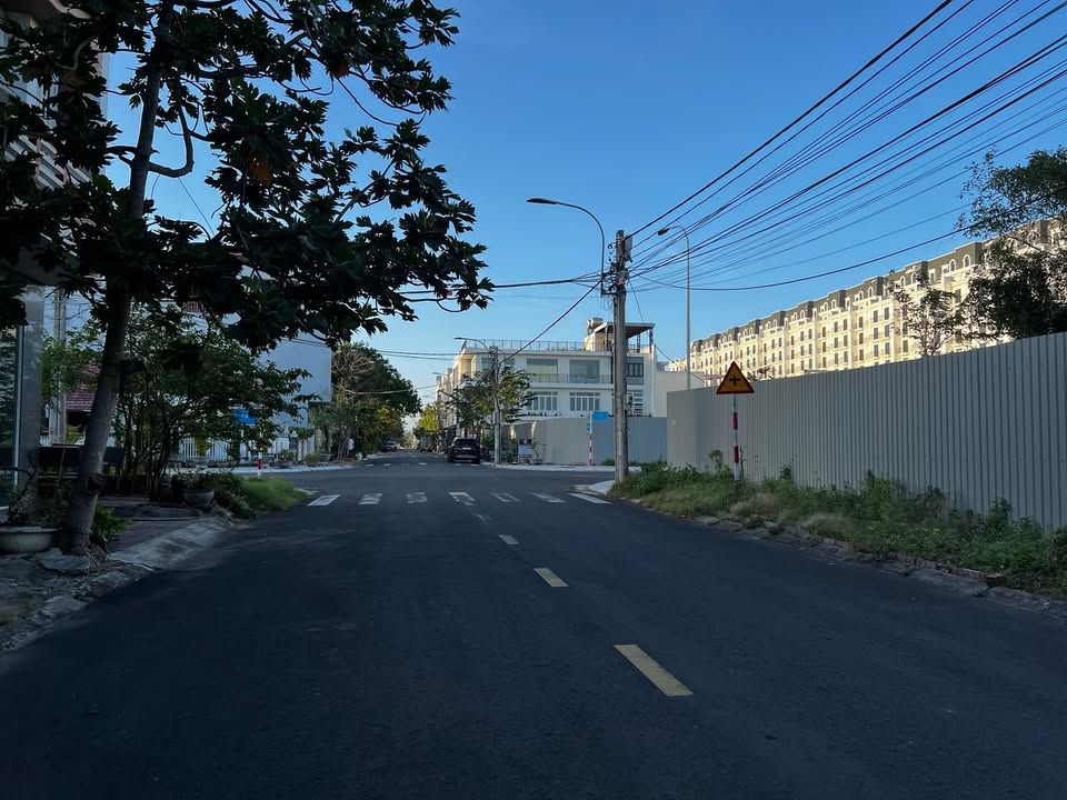 Nhà nguyên căn Tân Trào, Bình Kiến 100m² giá 4 triệu - Cho thuê lâu dài, sạch sẽ!