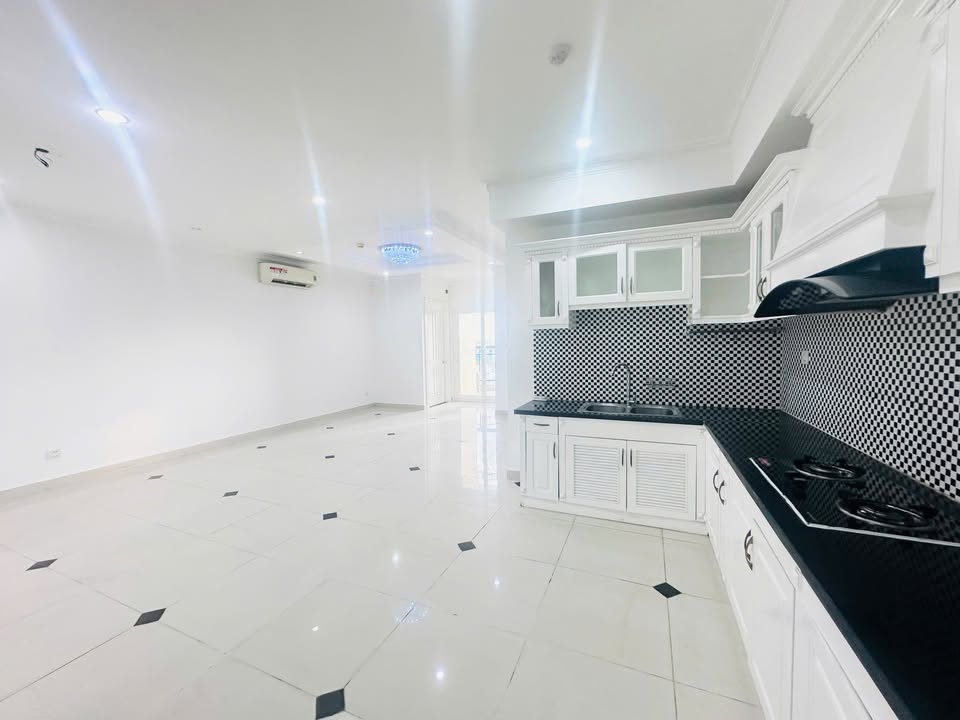 Căn hộ chung cư Phúc Yên 2 Tân Bình 90m² giá 4.09 tỷ - Thiết kế hiện đại, chính chủ!