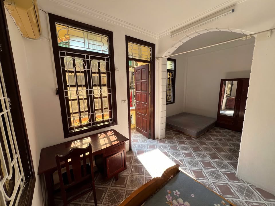 Phòng cho thuê Phú Diễn 2 phòng giá 3.2 triệu - Full nội thất, sẵn sàng vào ở!